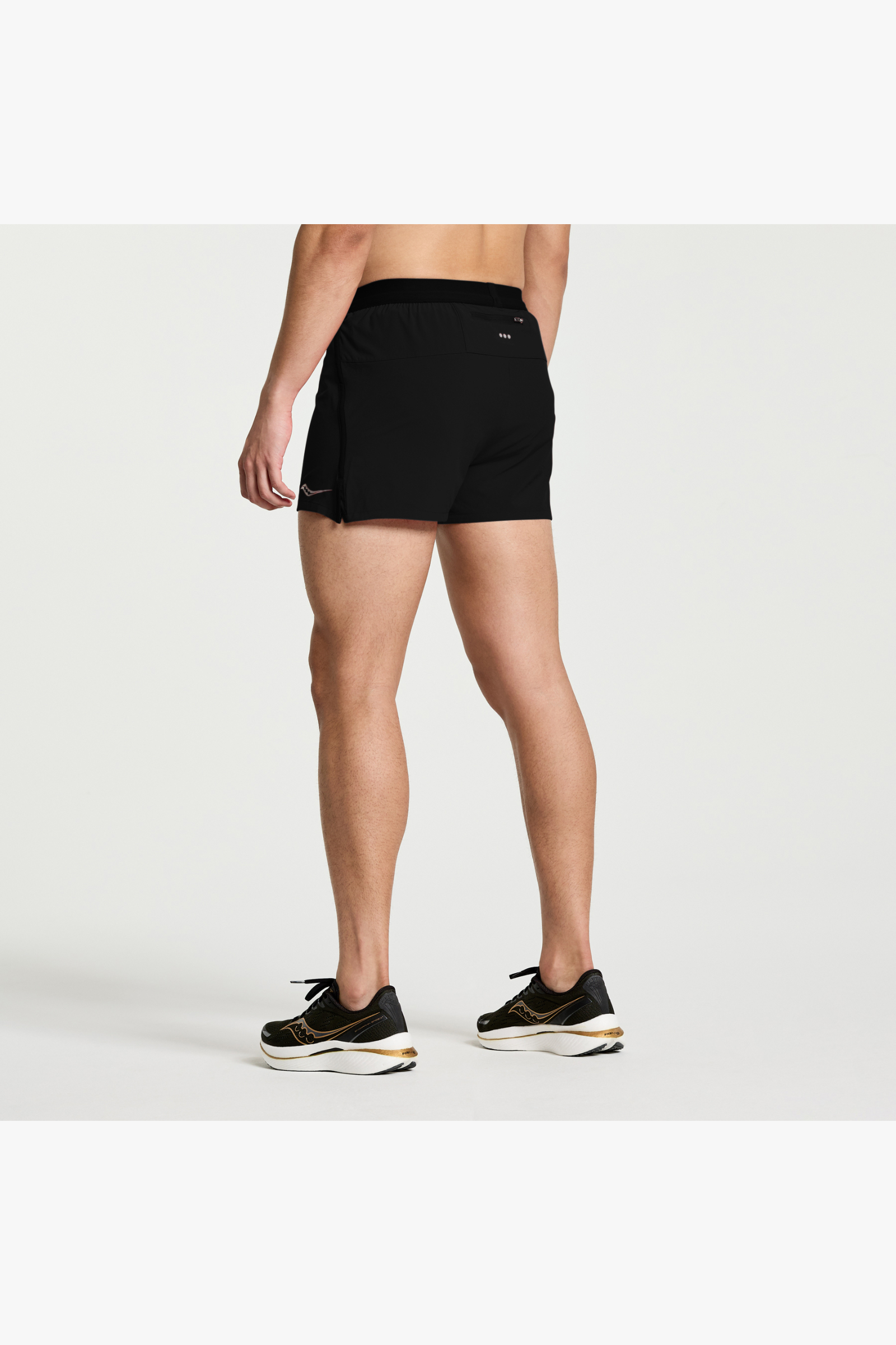Outpace 3" Short