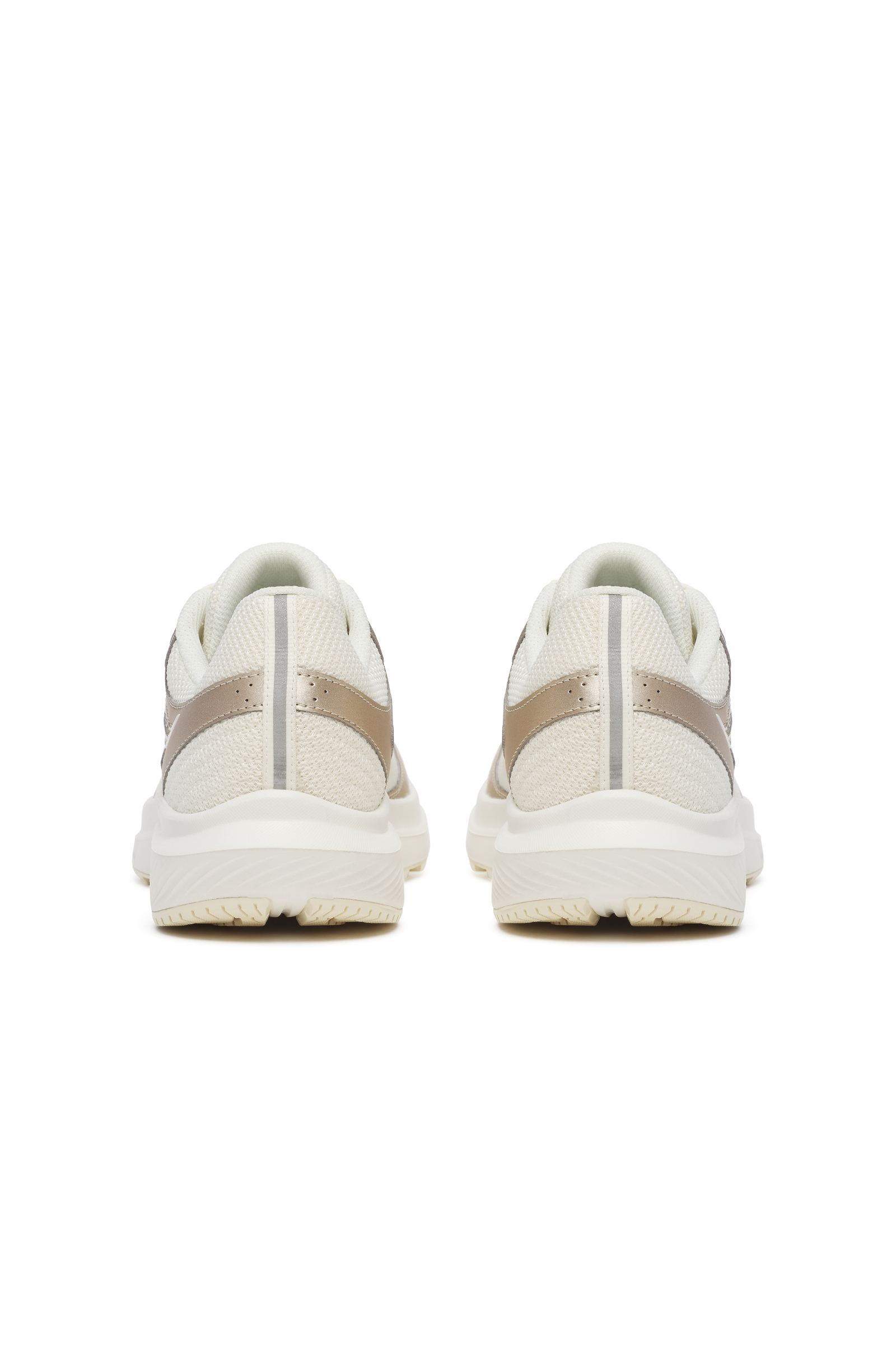 Women's Cohesion 17 Almond/Peel Running Shoes | Women's